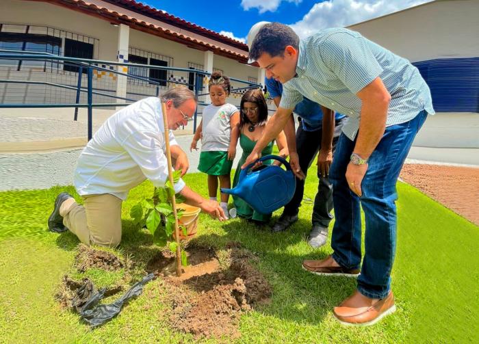 Arapiraca verde: prefeitura realiza plantio de 5 mil mudas de árvores em 2022